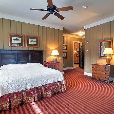 Bright'S Creek Lodge Columbus Экстерьер фото