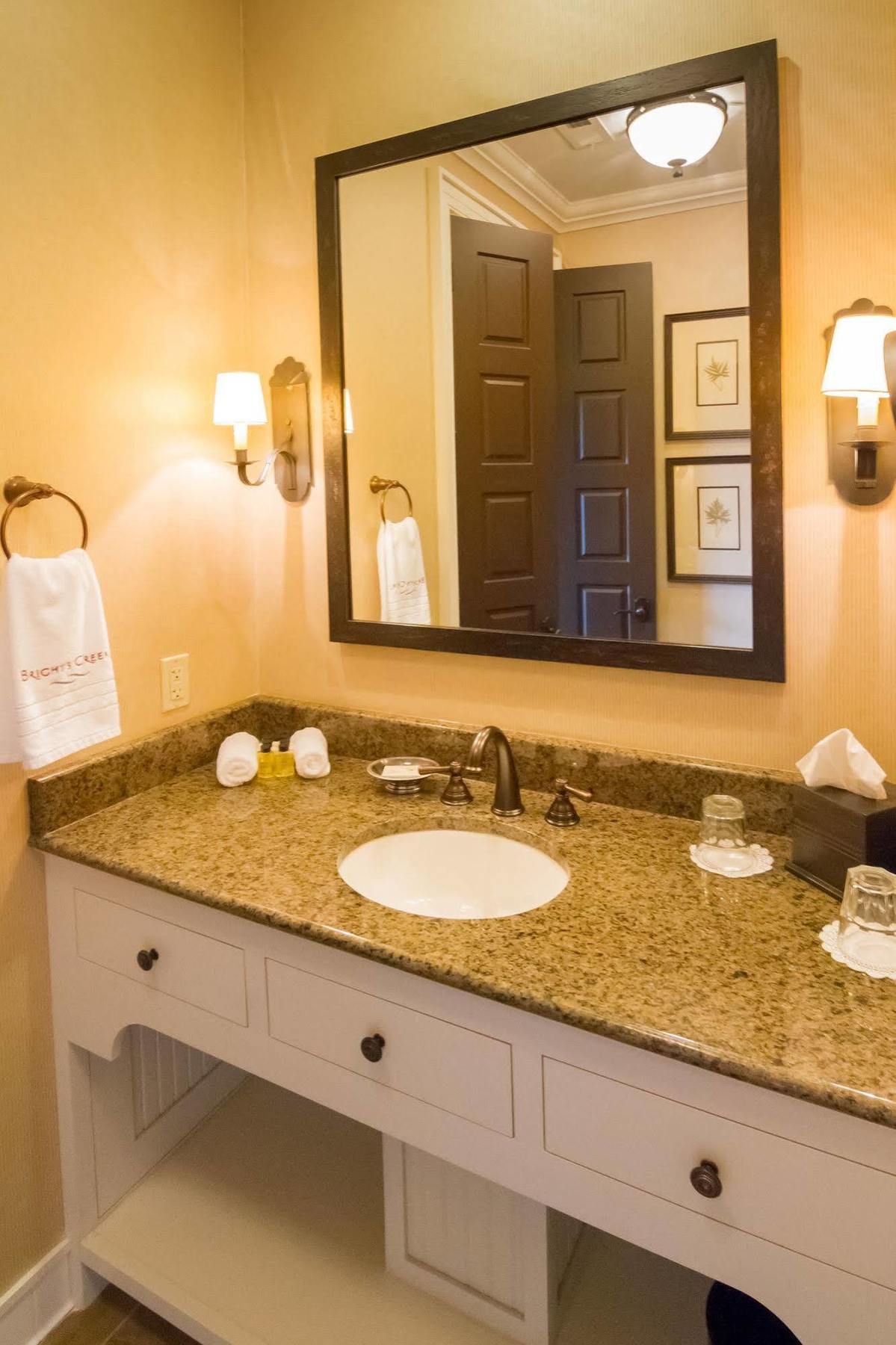 Bright'S Creek Lodge Columbus Экстерьер фото